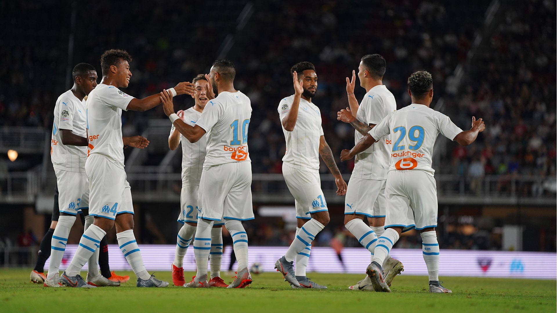 【新闻】富士康：肯定做半导体，但绝对不会做晶圆厂